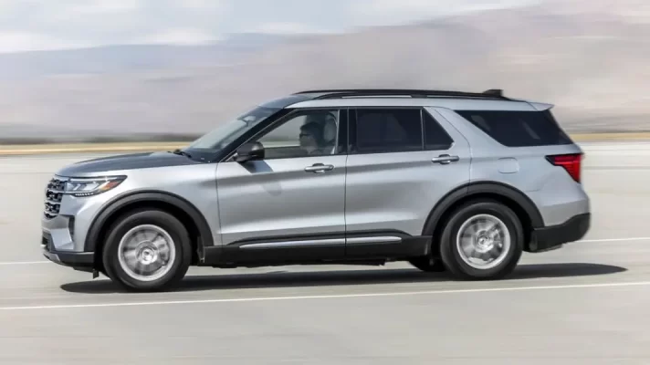 Ford Explorer 2025 bạc