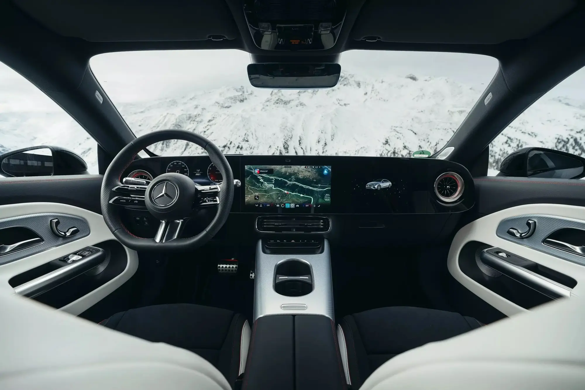 Vô-lăng Mercedes-Benz CLA hybrid thế hệ mới