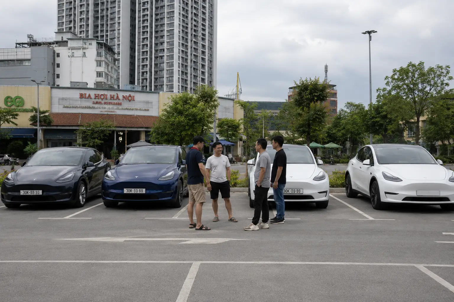 Cộng đồng chủ xe Tesla tại Việt Nam chia sẻ kinh nghiệm